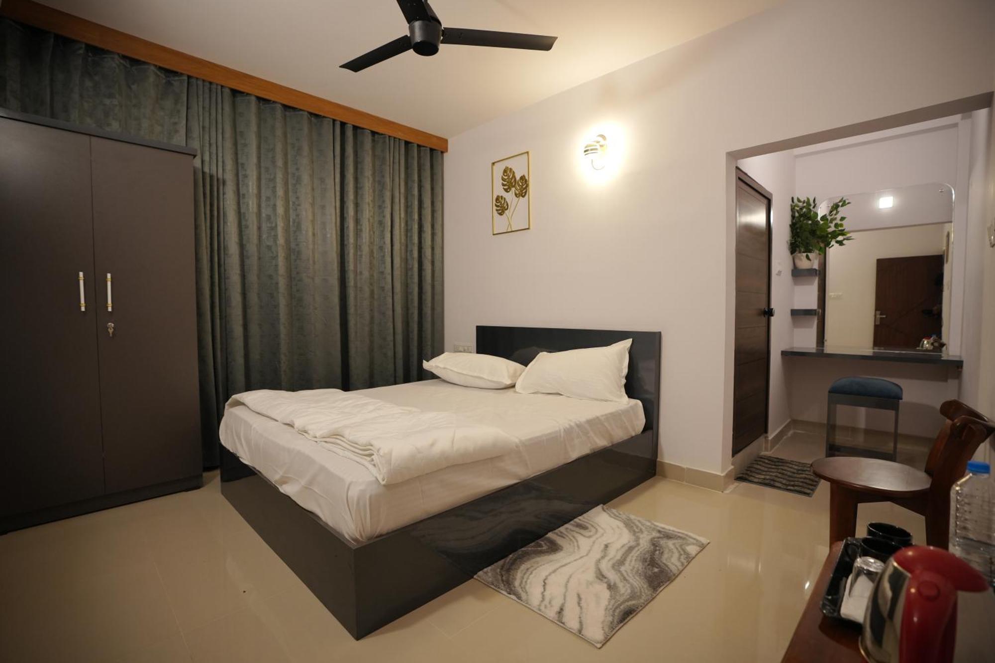Hotel Le Marina Residency Calicut Eksteriør billede